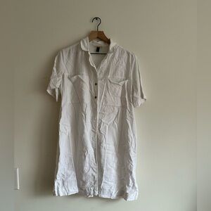 Universal Thread Cream Casual Button Down Shirt